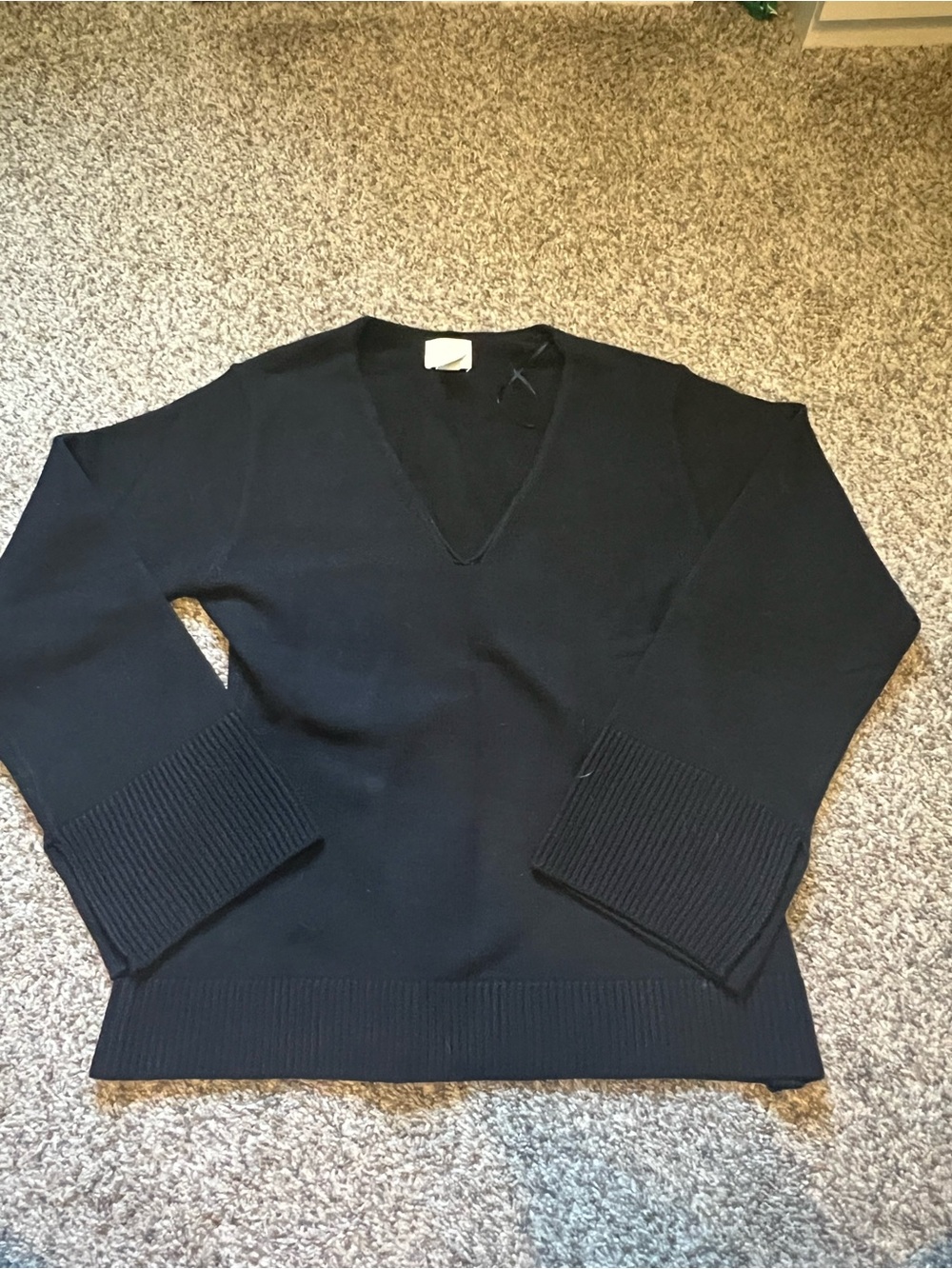 H&M Black V-Neck Ribbed Cuff Sweater